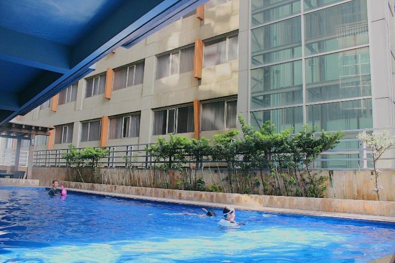 2 Bedroom Condo Unit With City And Mountain View Cebu Extérieur photo