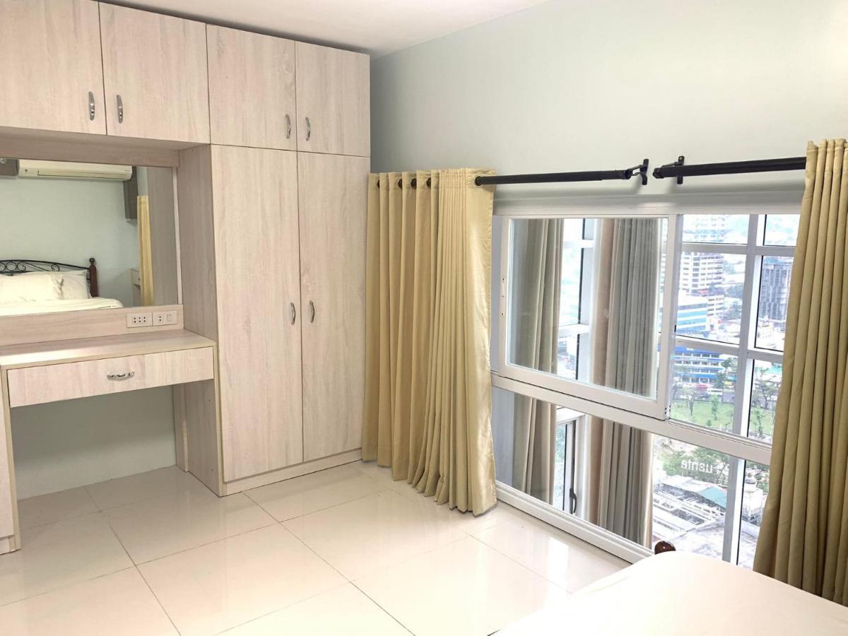 2 Bedroom Condo Unit With City And Mountain View Cebu Extérieur photo