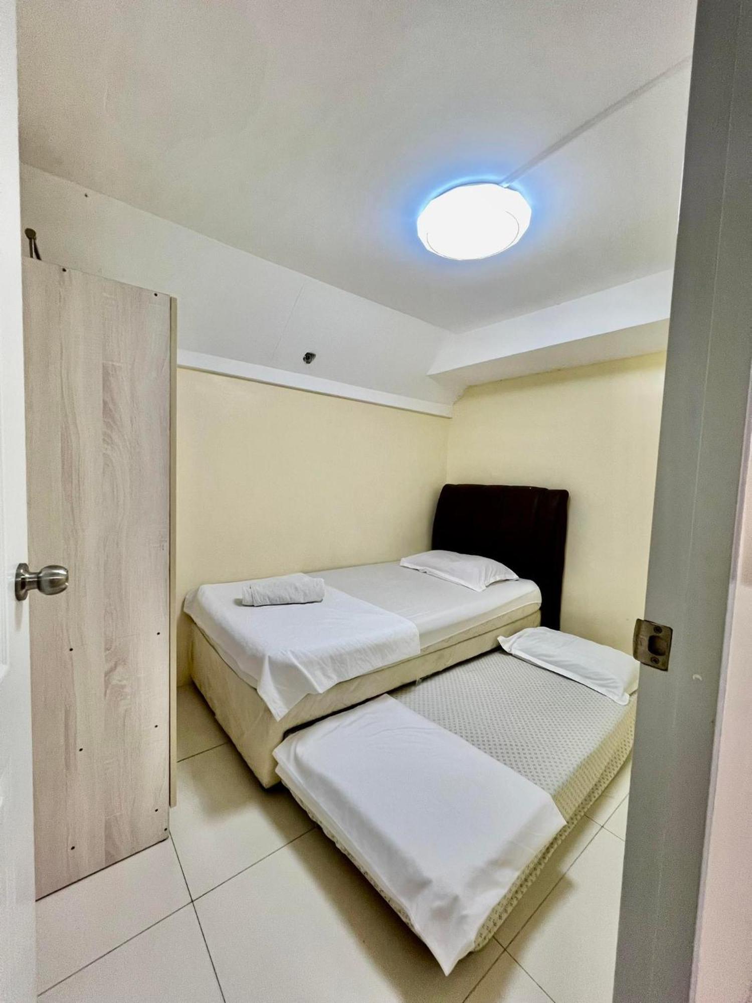 2 Bedroom Condo Unit With City And Mountain View Cebu Extérieur photo